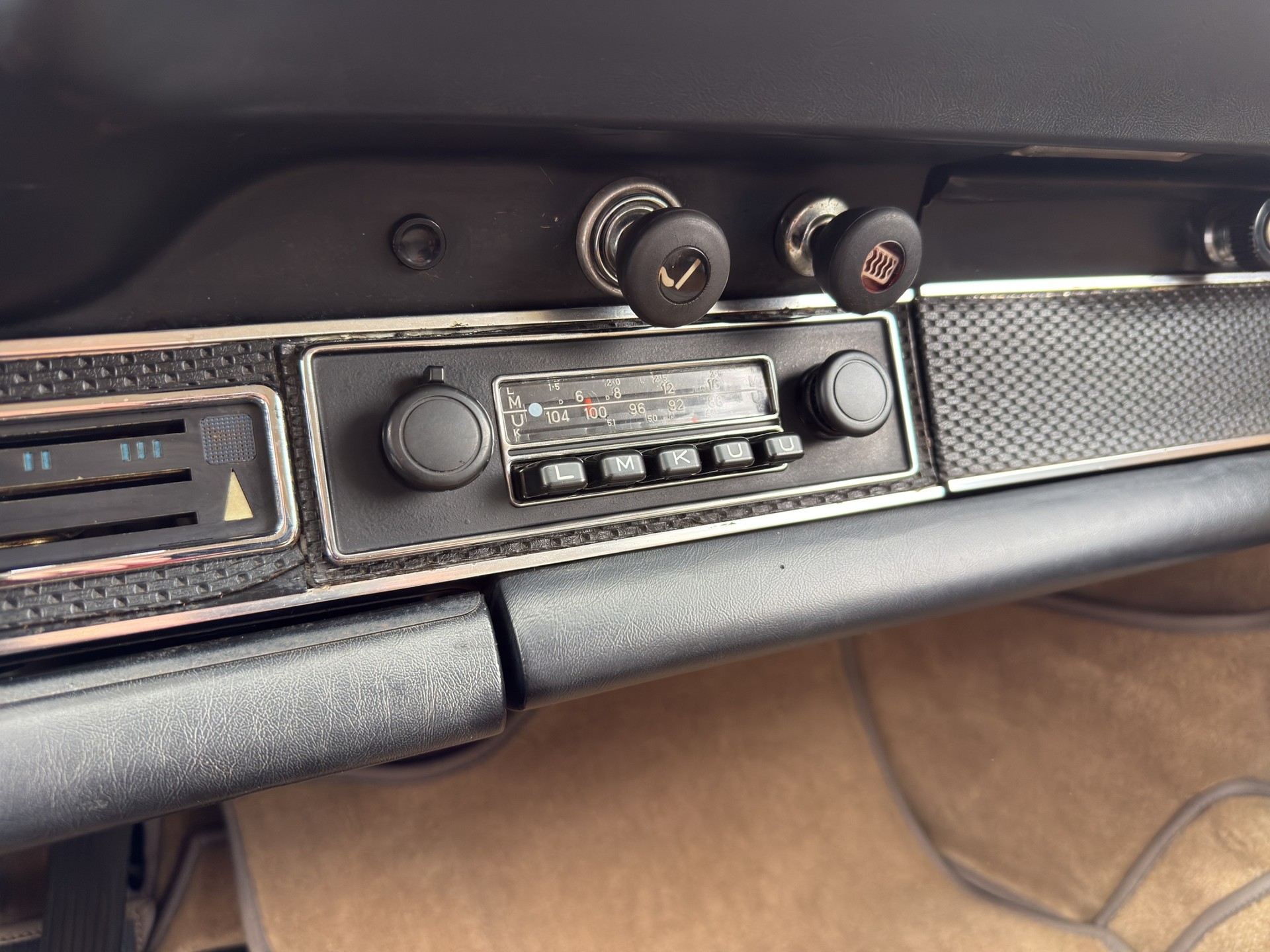 PORSCHE 911 T-image-6