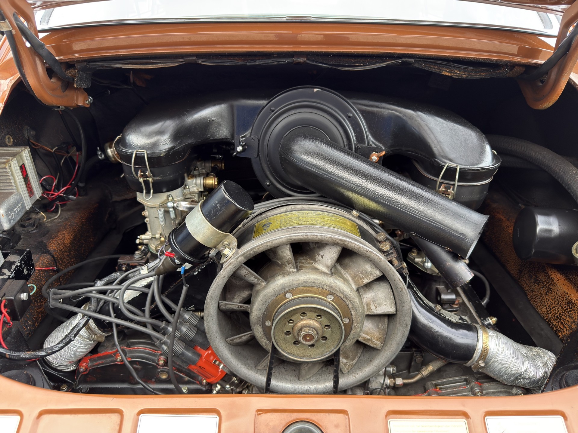 PORSCHE 911 T-image-11