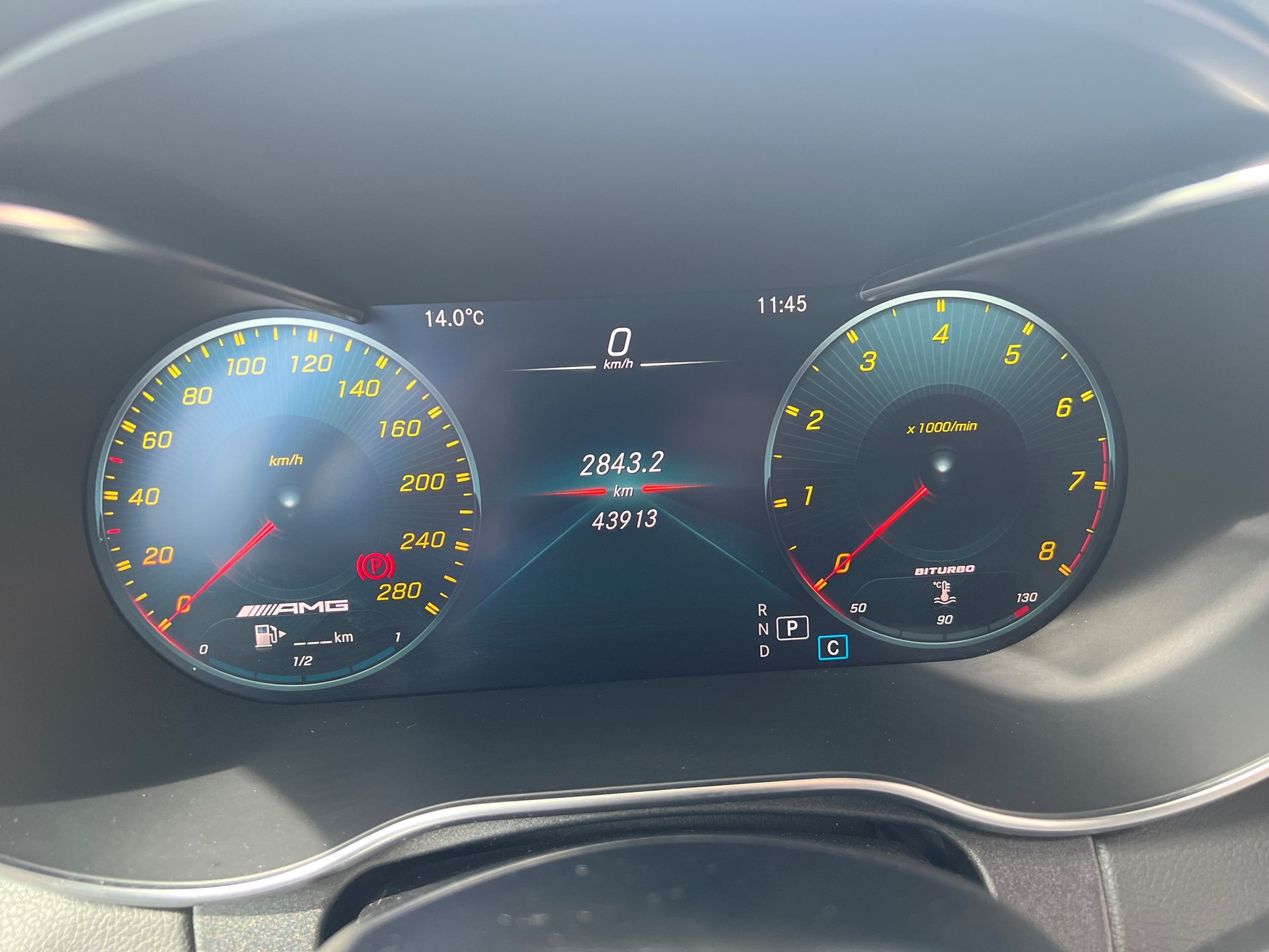 MERCEDES-BENZ C 43 Cabriolet AMG 4Matic 9G-Tronic-image-5