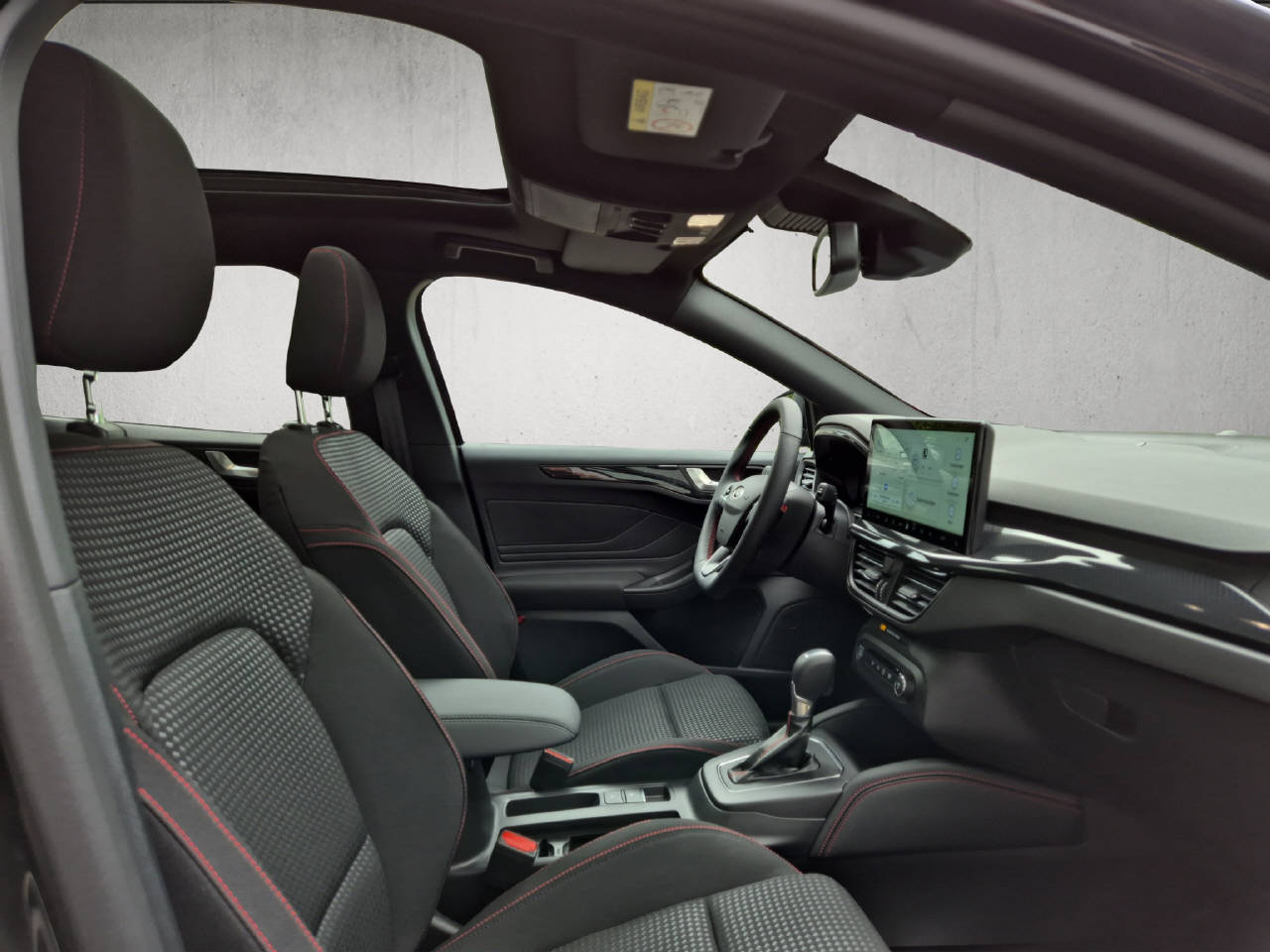 FORD Focus 1.0 EcoBoost Hybrid ST-Line X-image-4