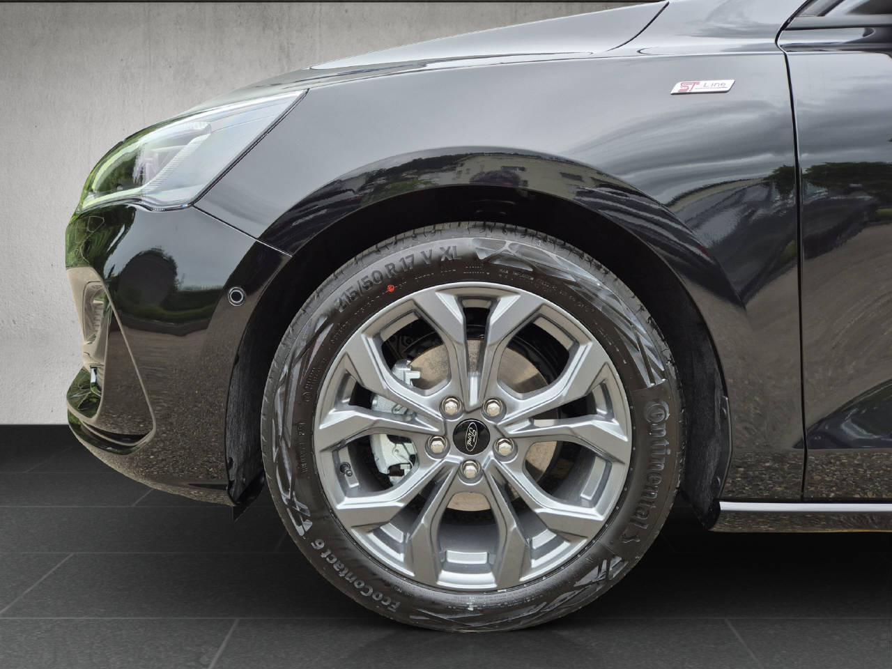 FORD Focus 1.0 EcoBoost Hybrid ST-Line X-image-11