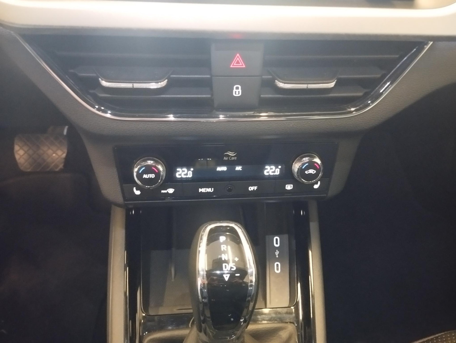 SKODA Kamiq 1.0 TSI Tour DSG-image-11