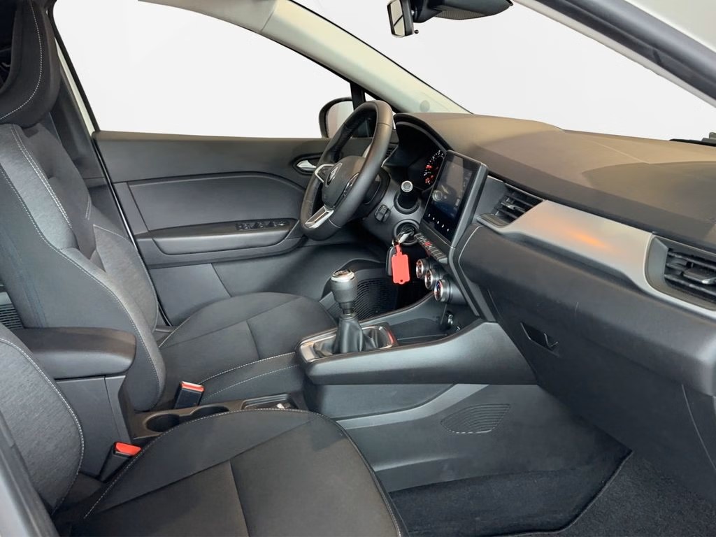 RENAULT Captur 1.3 TCe Zen-image-10