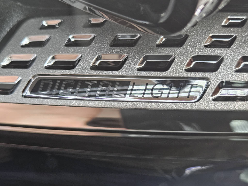 MERCEDES-BENZ C 300 4Matic Kombi AMG Line-image-14