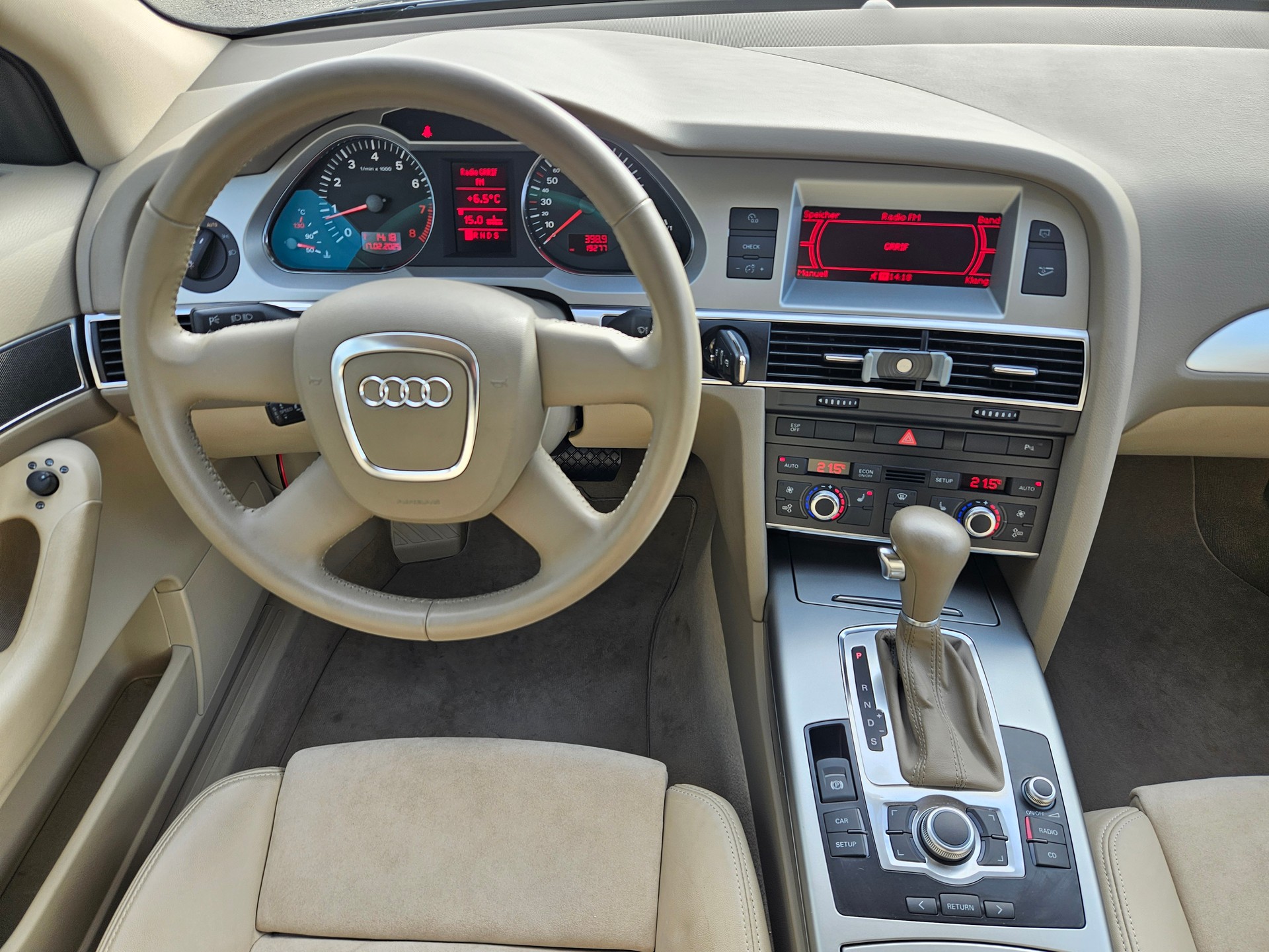 AUDI A6 2.8 V6 FSI quattro tiptronic-image-14