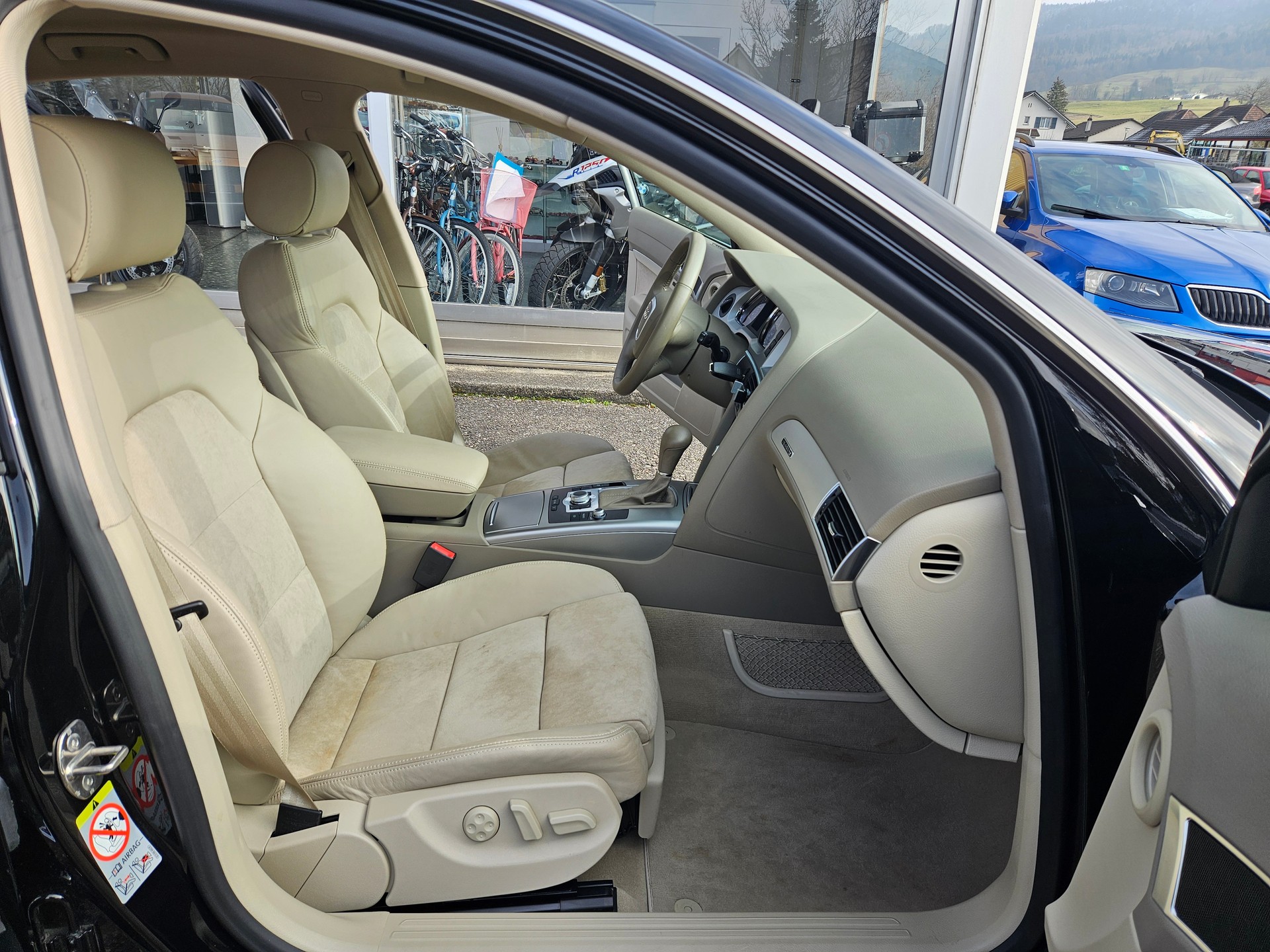 AUDI A6 2.8 V6 FSI quattro tiptronic-image-9