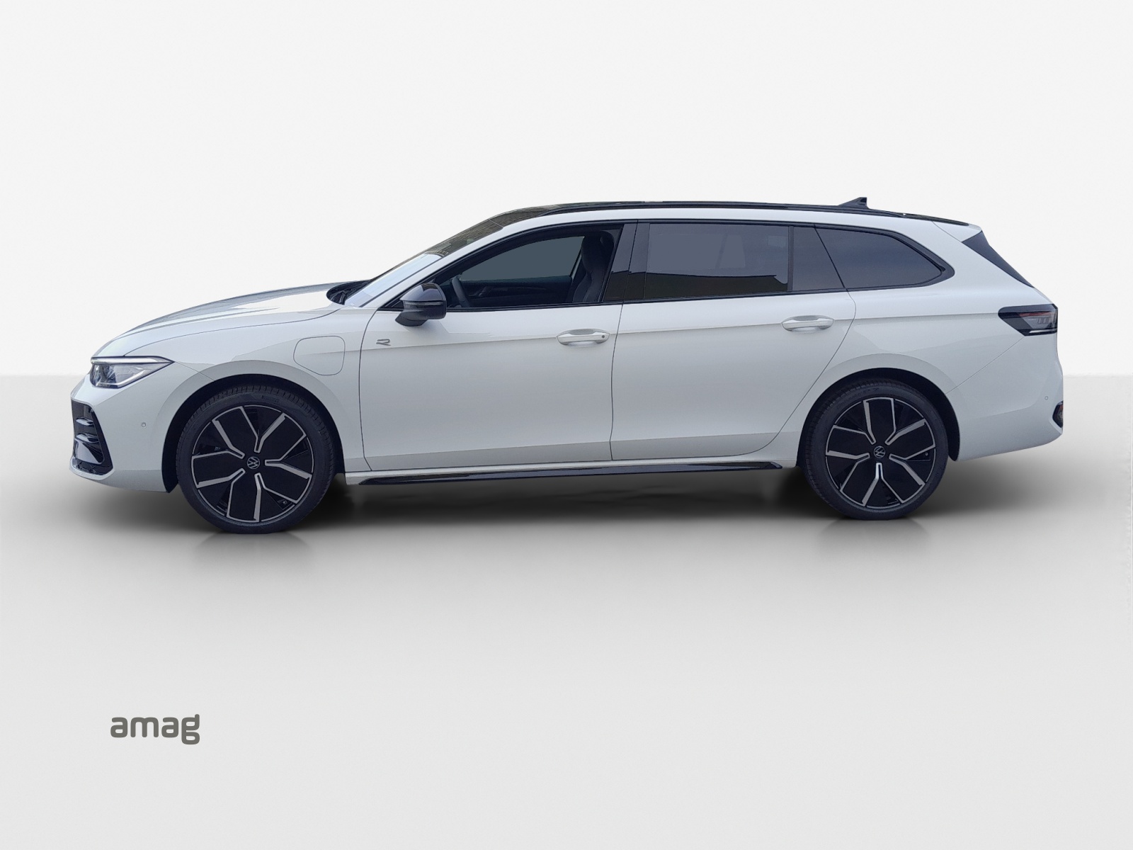 VW Passat Variant 1.5 TSI evo2 Plug-In- Hybrid R-Line DSG-image-1