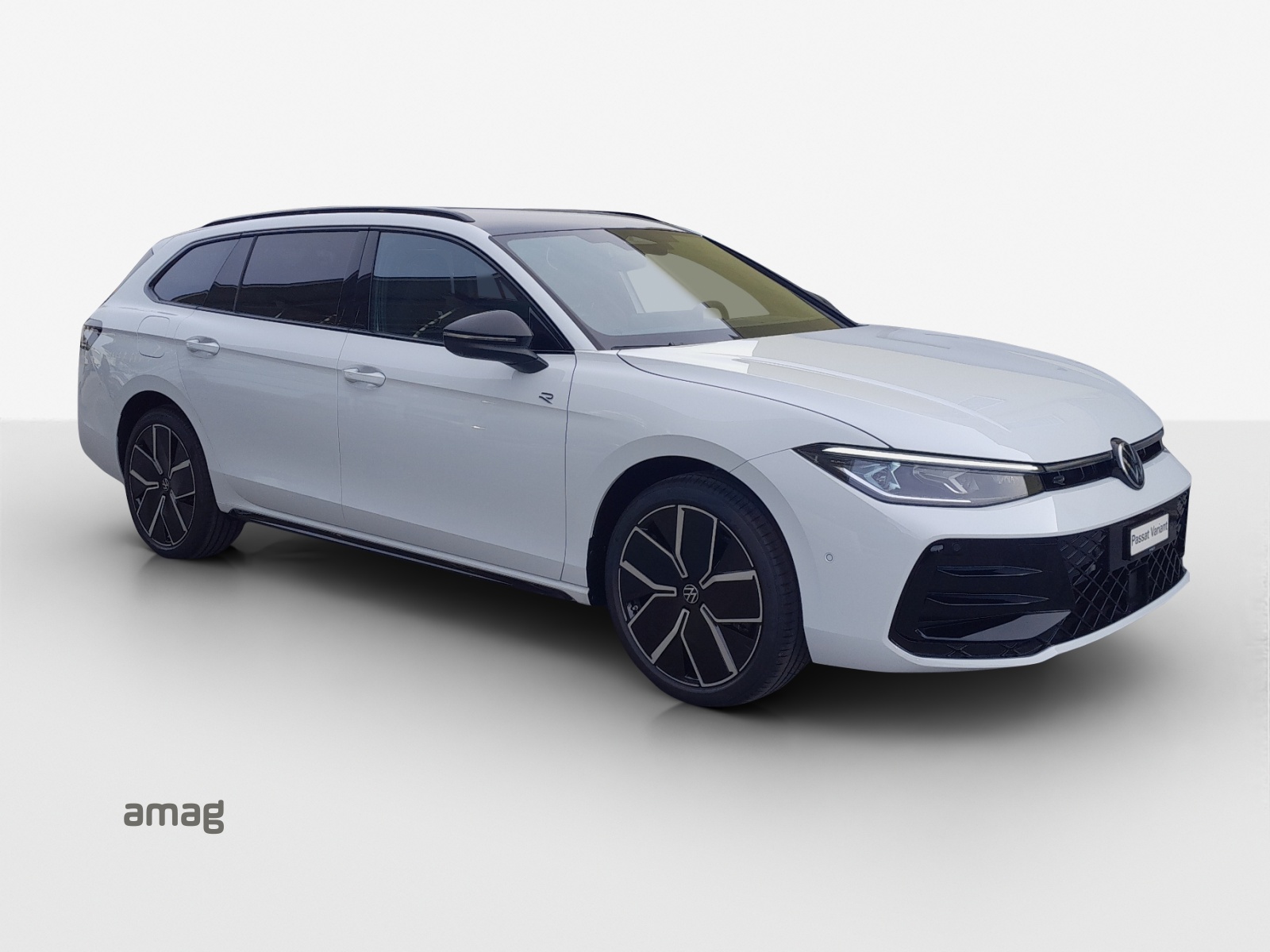 VW Passat Variant 1.5 TSI evo2 Plug-In- Hybrid R-Line DSG-image-5