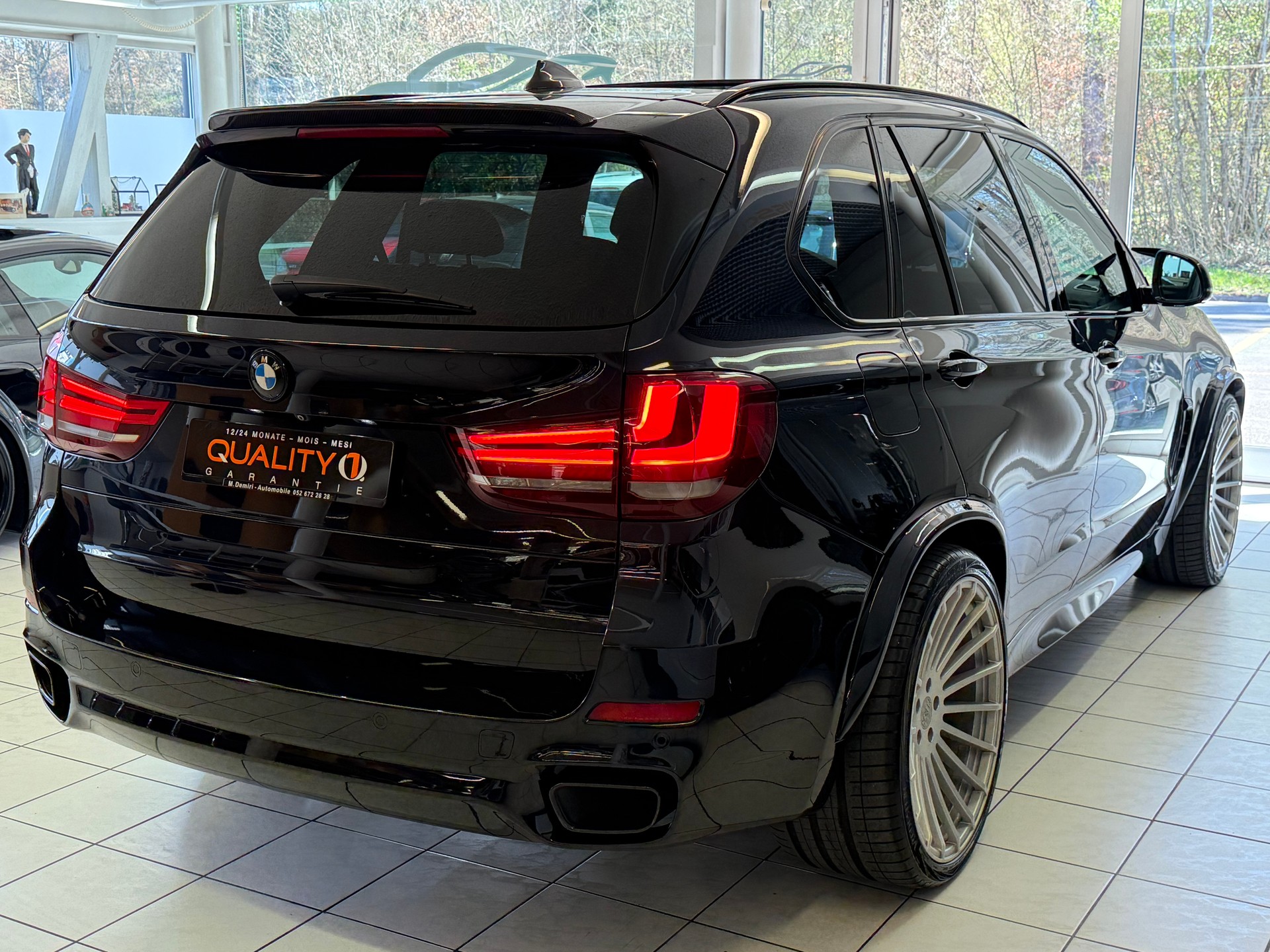 BMW X5 xDrive M50d Steptronic-image-9
