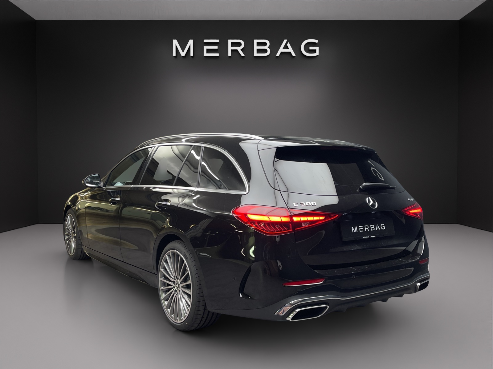 MERCEDES-BENZ C 300 T 4 Matic-image-3