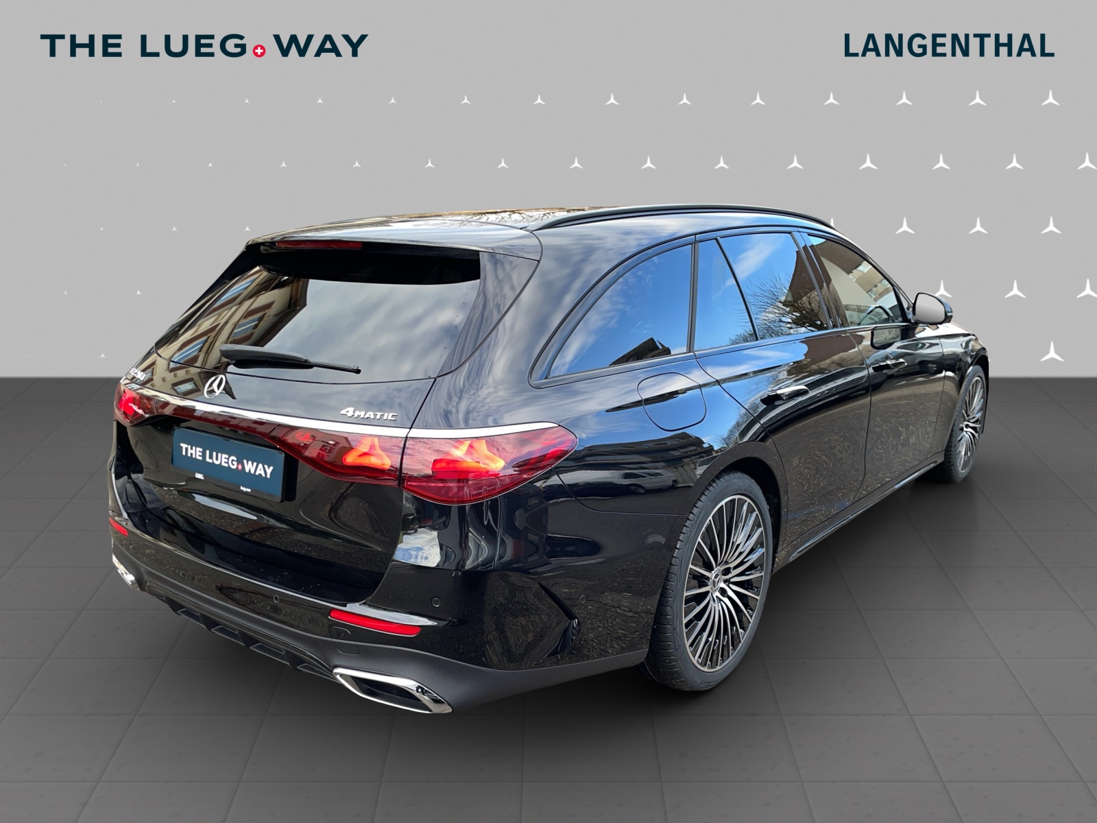 MERCEDES-BENZ E 220 d T 4Matic 9G-Tronic-image-5