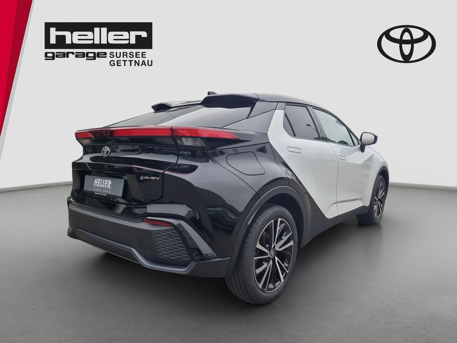 TOYOTA C-HR 2.0 PHEV Style Premiere-image-4