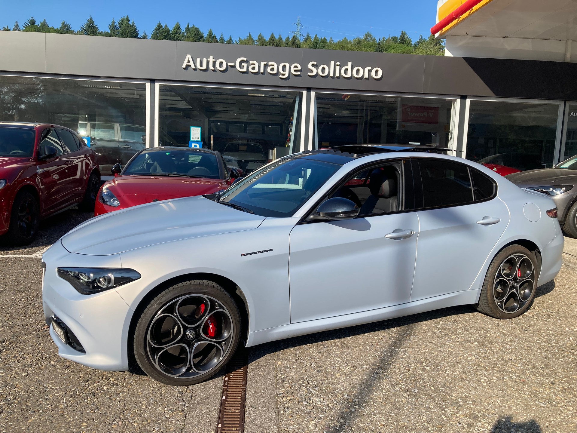 ALFA ROMEO Giulia 2.0 Competizione Pack Sky Q4 AT8-image-0