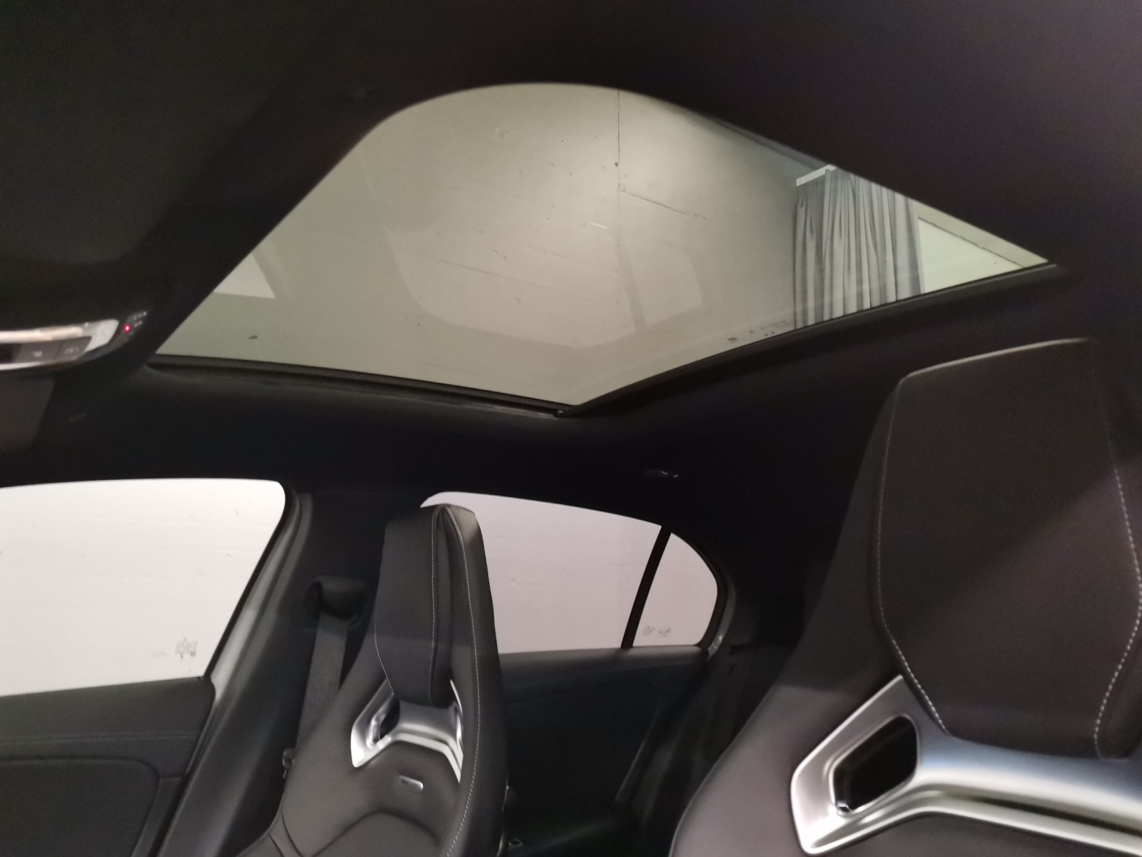 MERCEDES-BENZ AMG A 45 S 4matic+-image-12
