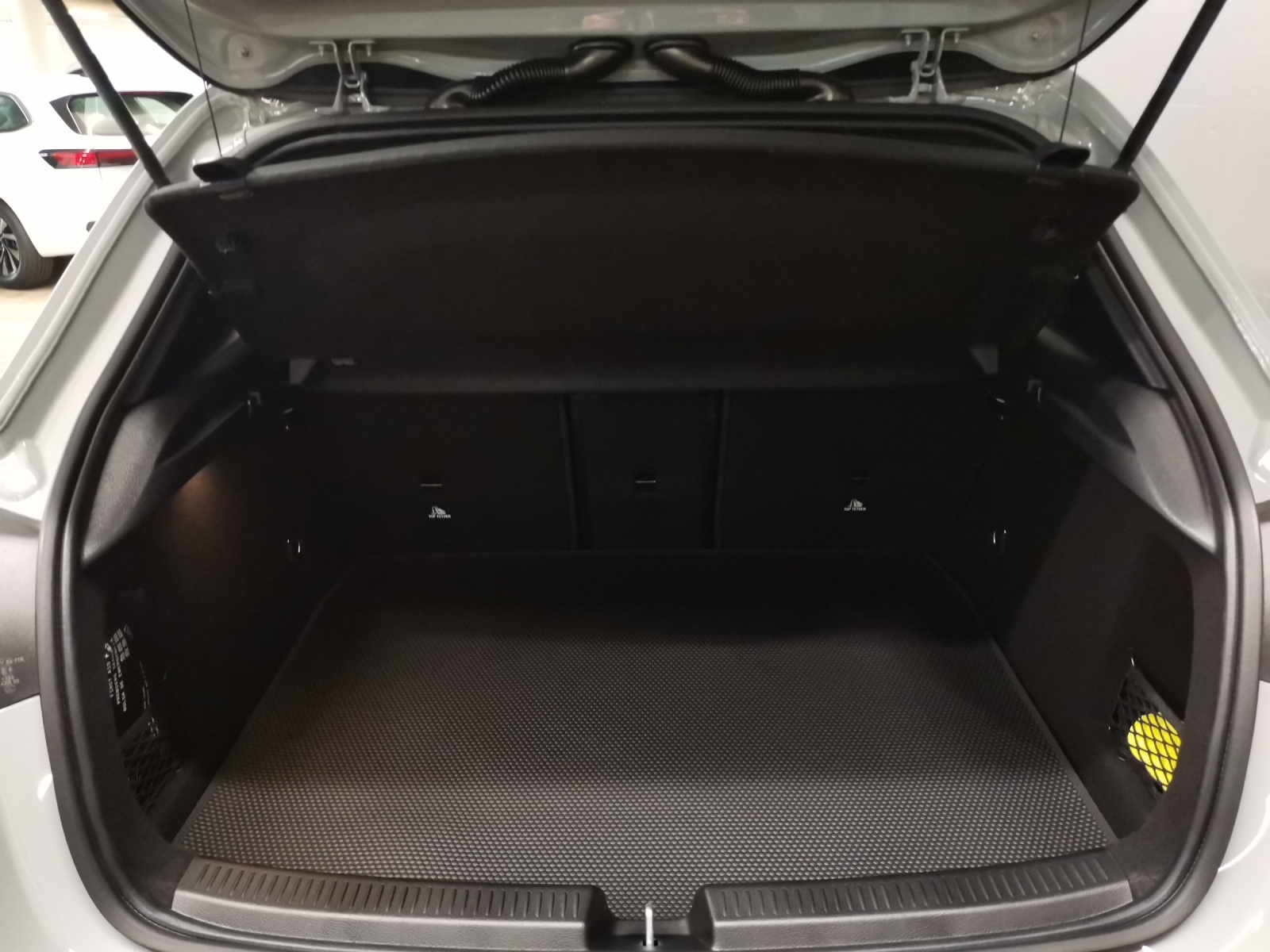 MERCEDES-BENZ AMG A 45 S 4matic+-image-10