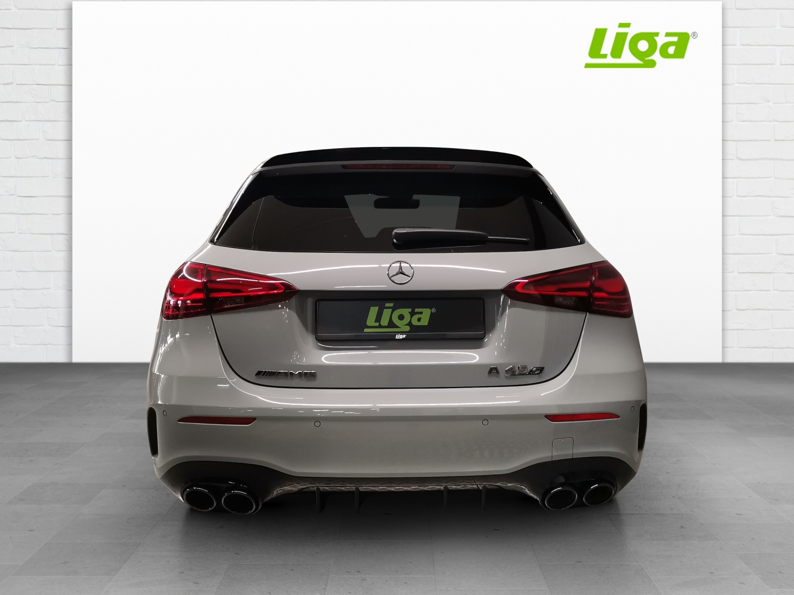 MERCEDES-BENZ AMG A 45 S 4matic+-image-4