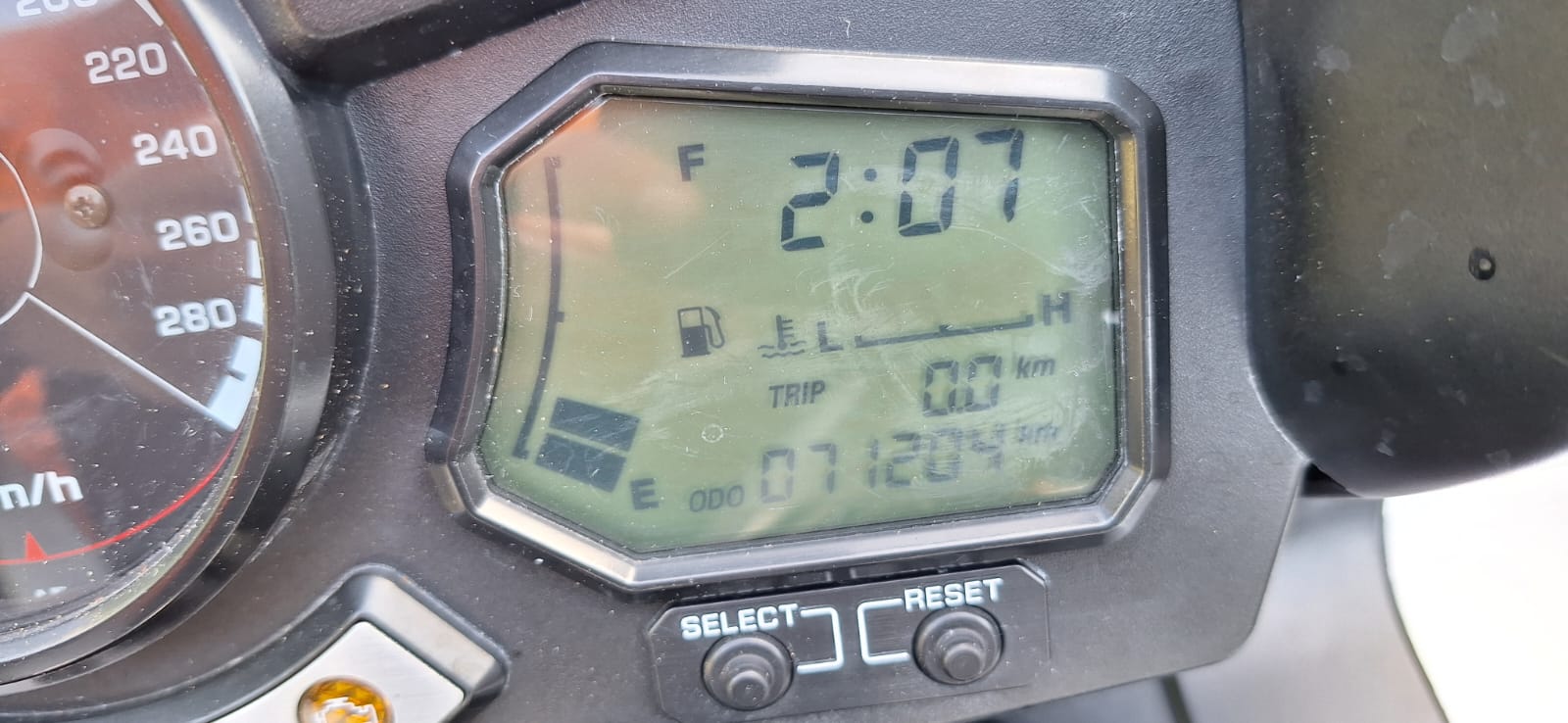 YAMAHA FJR 1300-image-5