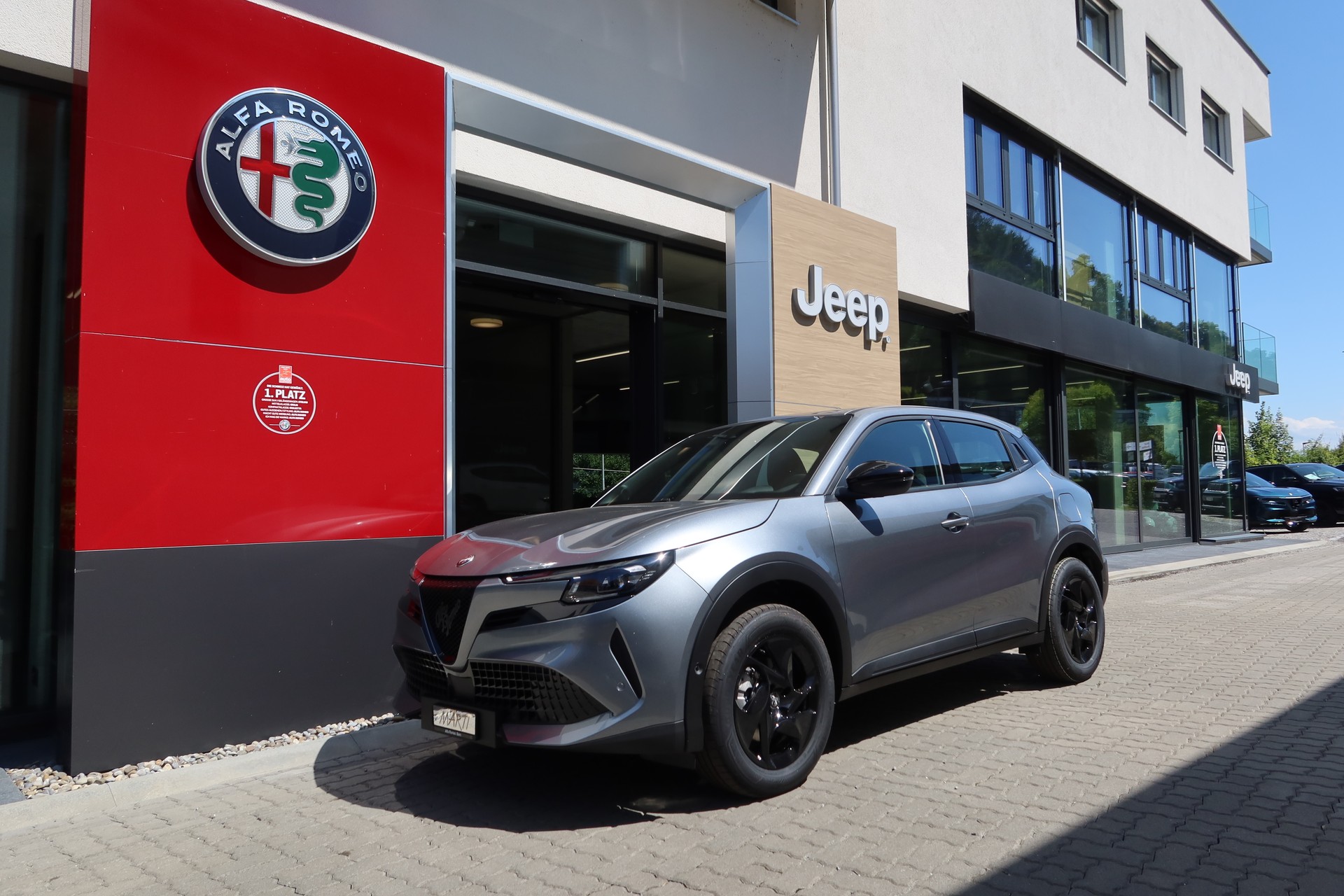 ALFA ROMEO Junior 1.2 Hybryd Junior-image-0