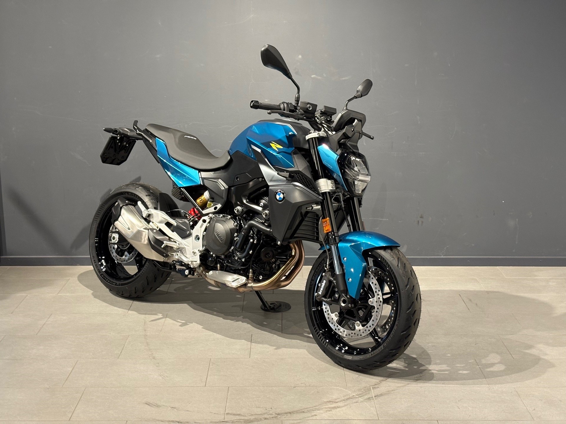 BMW F 900 R Gratis Service & JUBILÄUMSRABATT-showroom-element-1