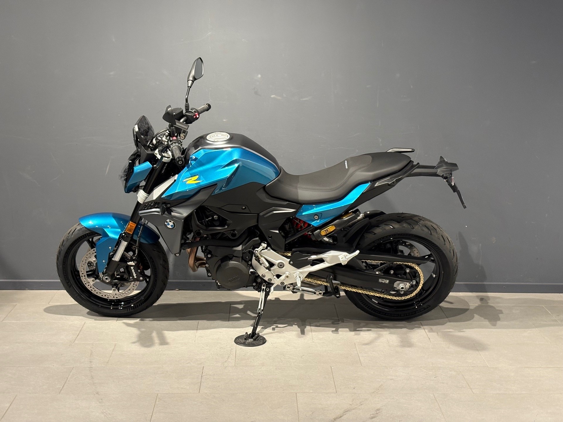 BMW F 900 R Gratis Service & JUBILÄUMSRABATT-showroom-element-3