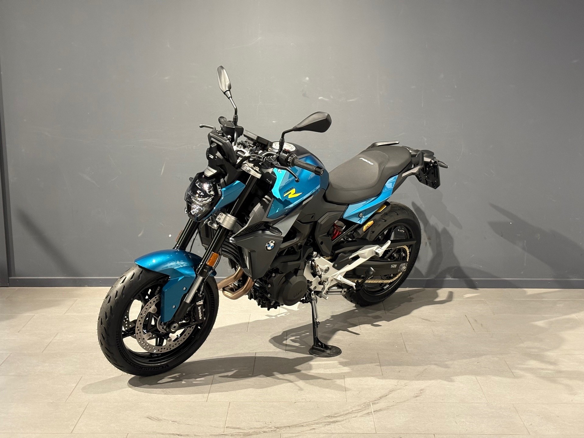 BMW F 900 R Gratis Service & JUBILÄUMSRABATT-showroom-element-2