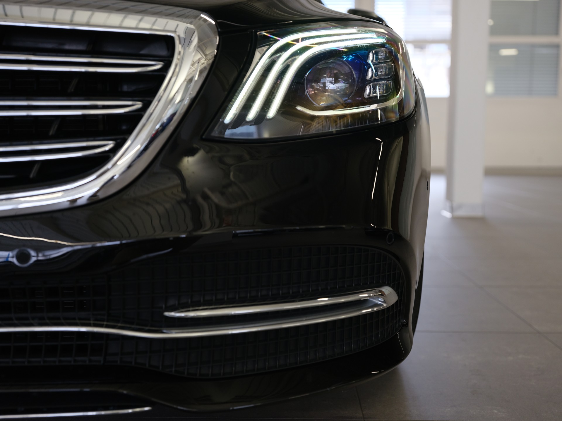MERCEDES-BENZ S 350 d 4Matic 9G-Tronic-image-9