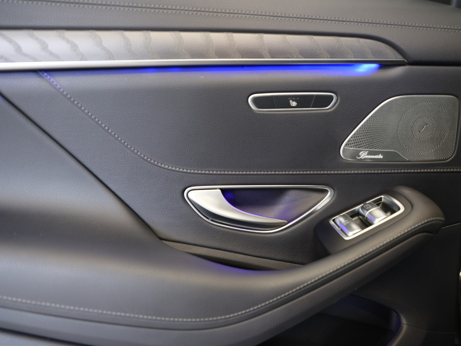 MERCEDES-BENZ S 350 d 4Matic 9G-Tronic-image-23