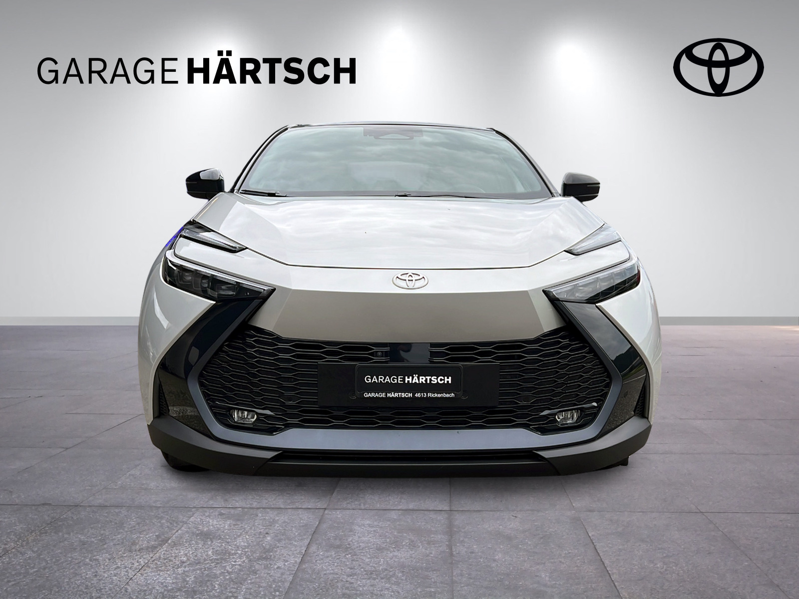 TOYOTA C-HR 2.0 PHEV Style Premiere-image-9