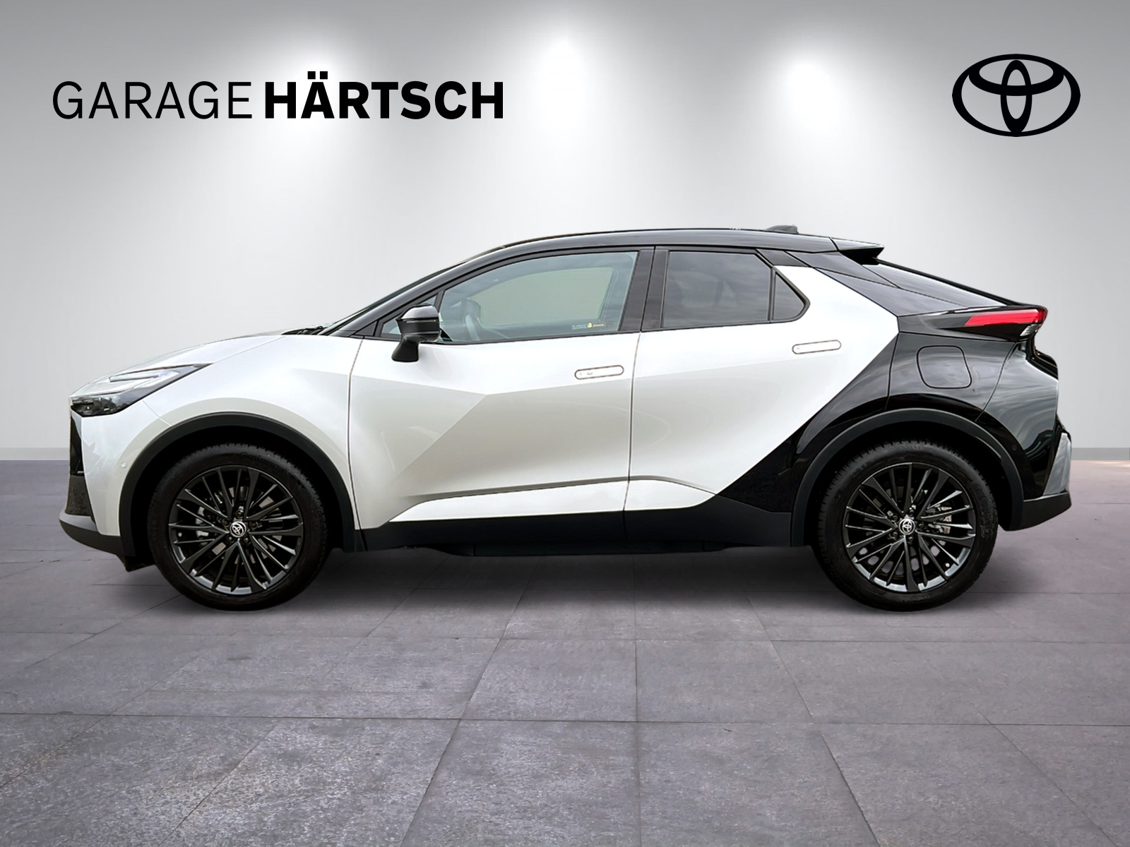 TOYOTA C-HR 2.0 PHEV Style Premiere-image-1