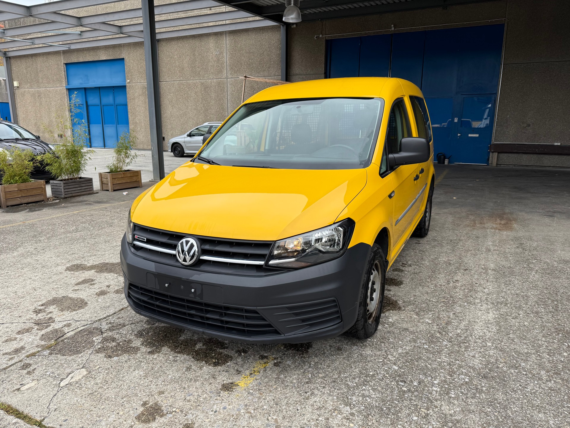 VW Caddy 2.0D 4Motion-image-0