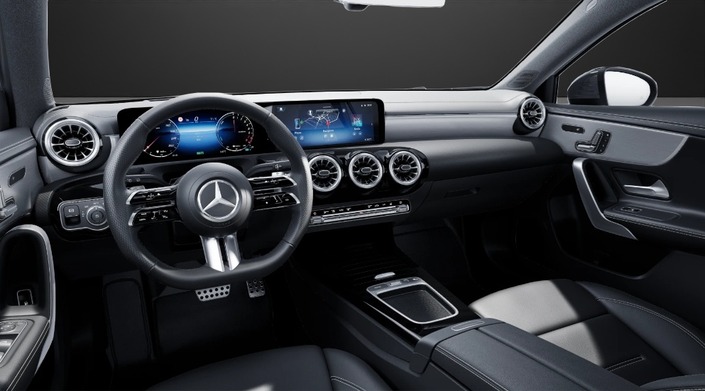 MERCEDES-BENZ A 250 e EQ Star 8G-DCT-image-7