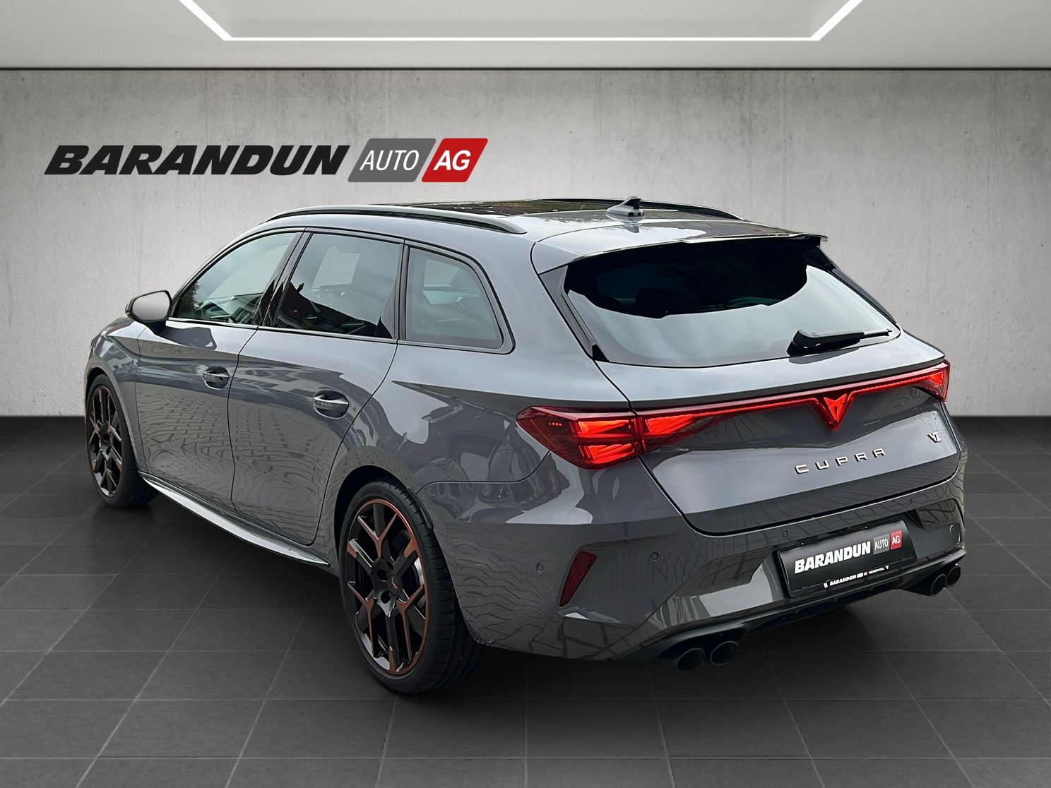 CUPRA Leon ST 2.0 TSI 333 VZ Extreme 4Drive DSG-image-3