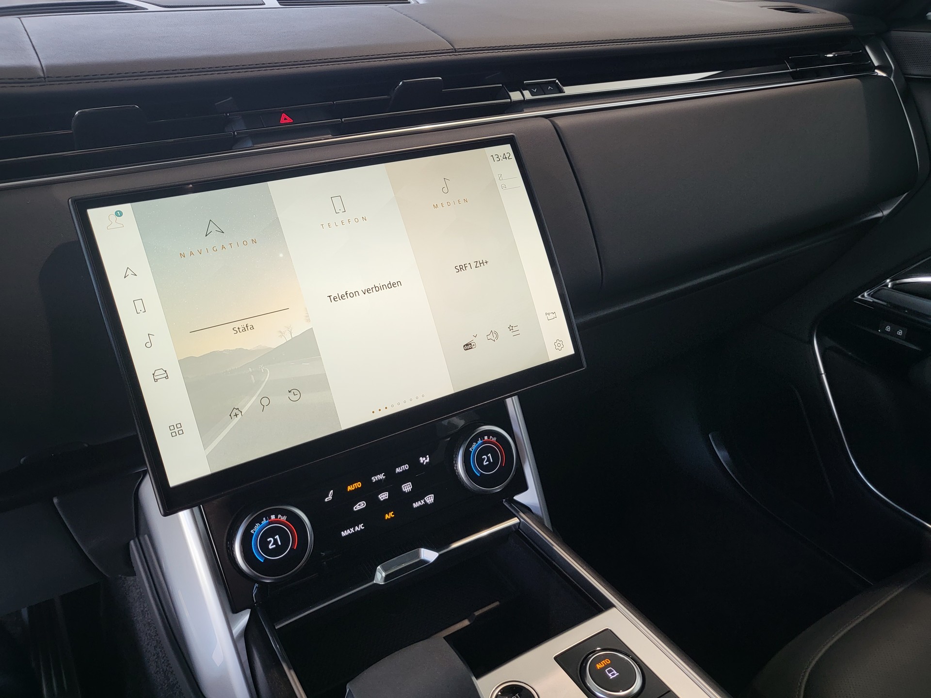 LAND ROVER Range Rover P510e Si6 PHEV First Edition Automatic-image-10
