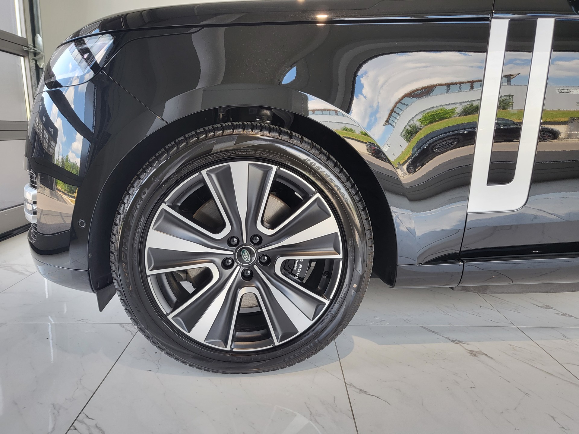 LAND ROVER Range Rover P510e Si6 PHEV First Edition Automatic-image-11