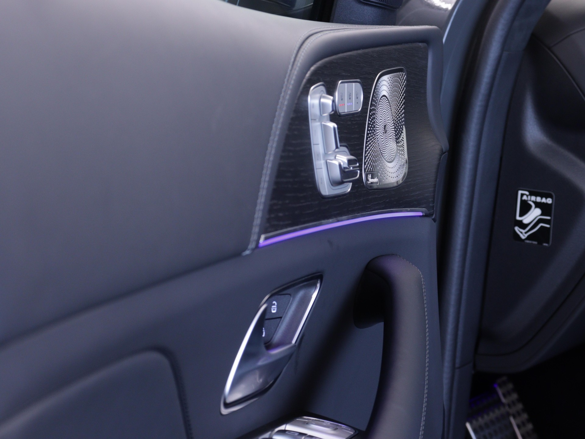 MERCEDES-BENZ GLE 53 AMG 4matic+ Coupé-image-8