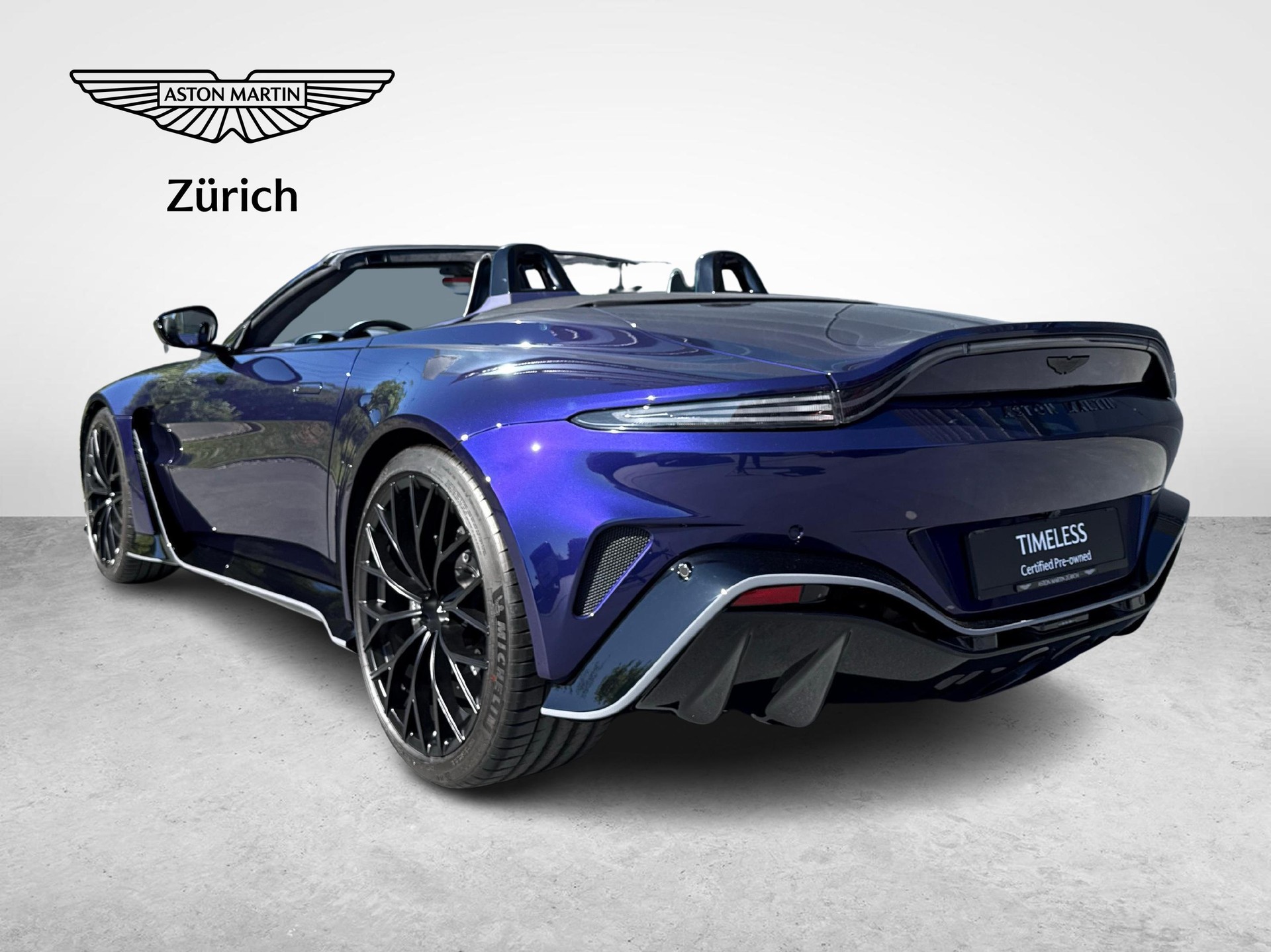 ASTON MARTIN V12 Vantage Roadster 5.2 V12 Bi-Turbo-showroom-element-2