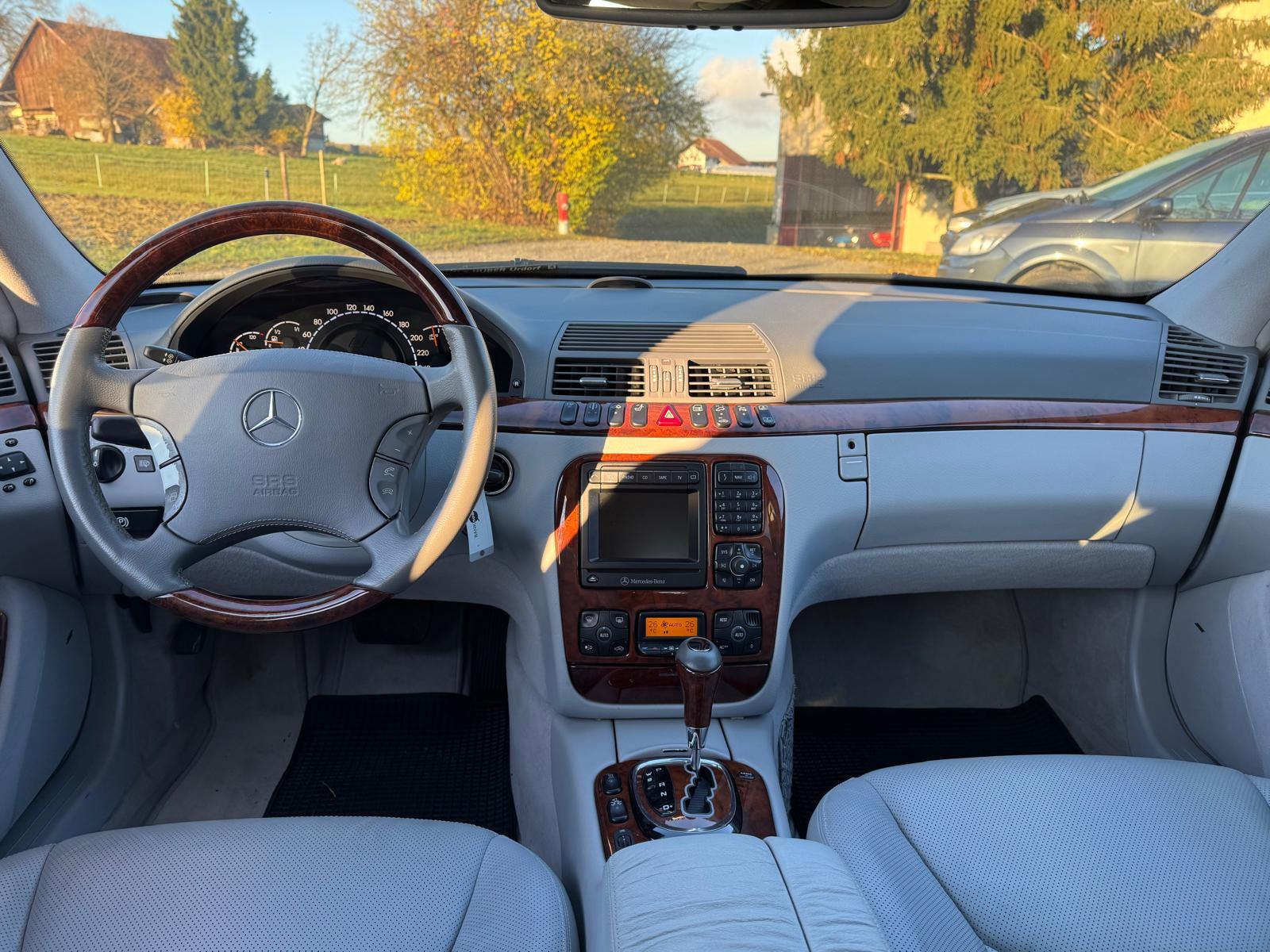 MERCEDES-BENZ S 400 CDI-image-11