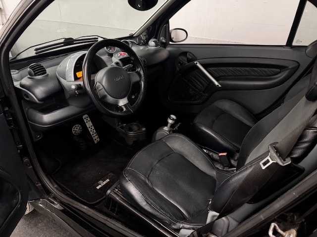 SMART fortwo brabus Xclusive 75 HP-image-9