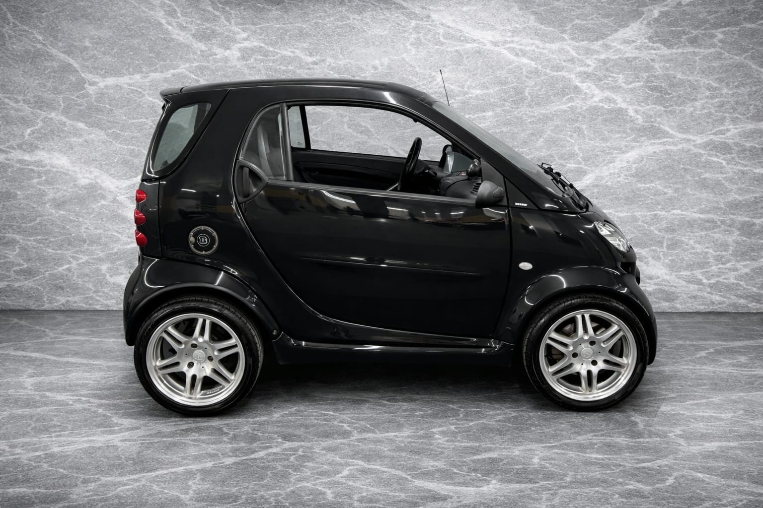 SMART fortwo brabus Xclusive 75 HP-image-2