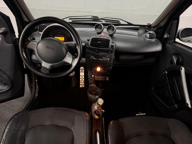 SMART fortwo brabus Xclusive 75 HP-image-8