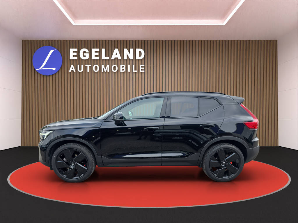 VOLVO XC40 2.0 B4 MH Ultra Black Edition-image-6