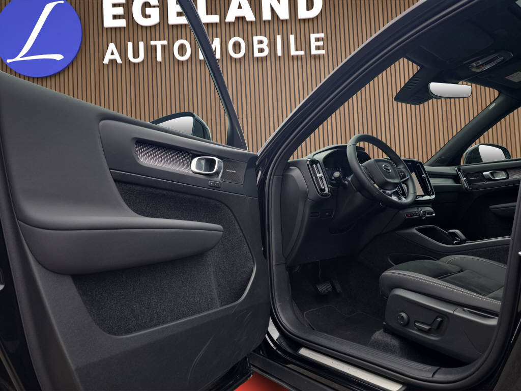 VOLVO XC40 2.0 B4 MH Ultra Black Edition-image-9