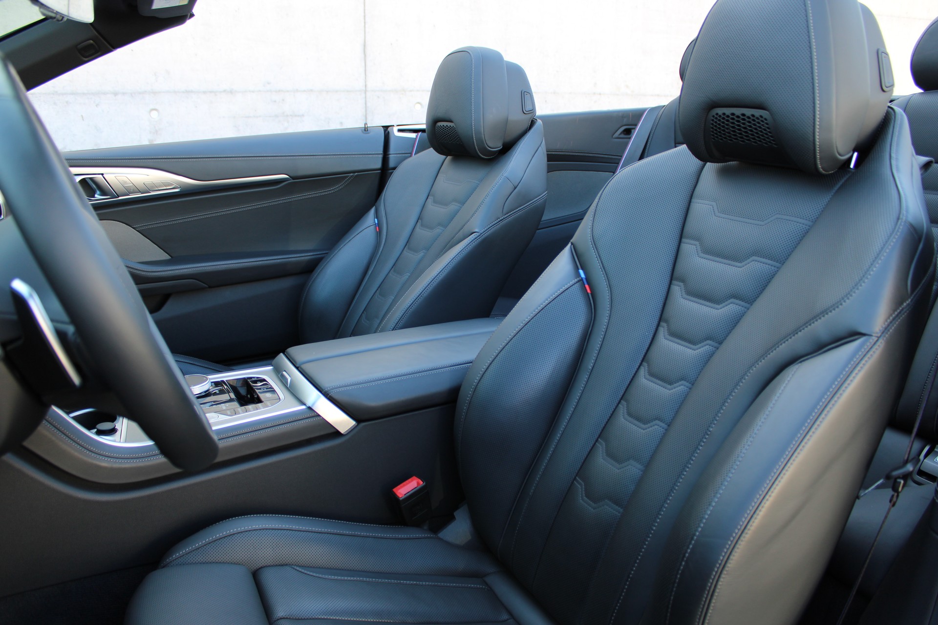 BMW 840i xDrive M Sport Pro-image-10