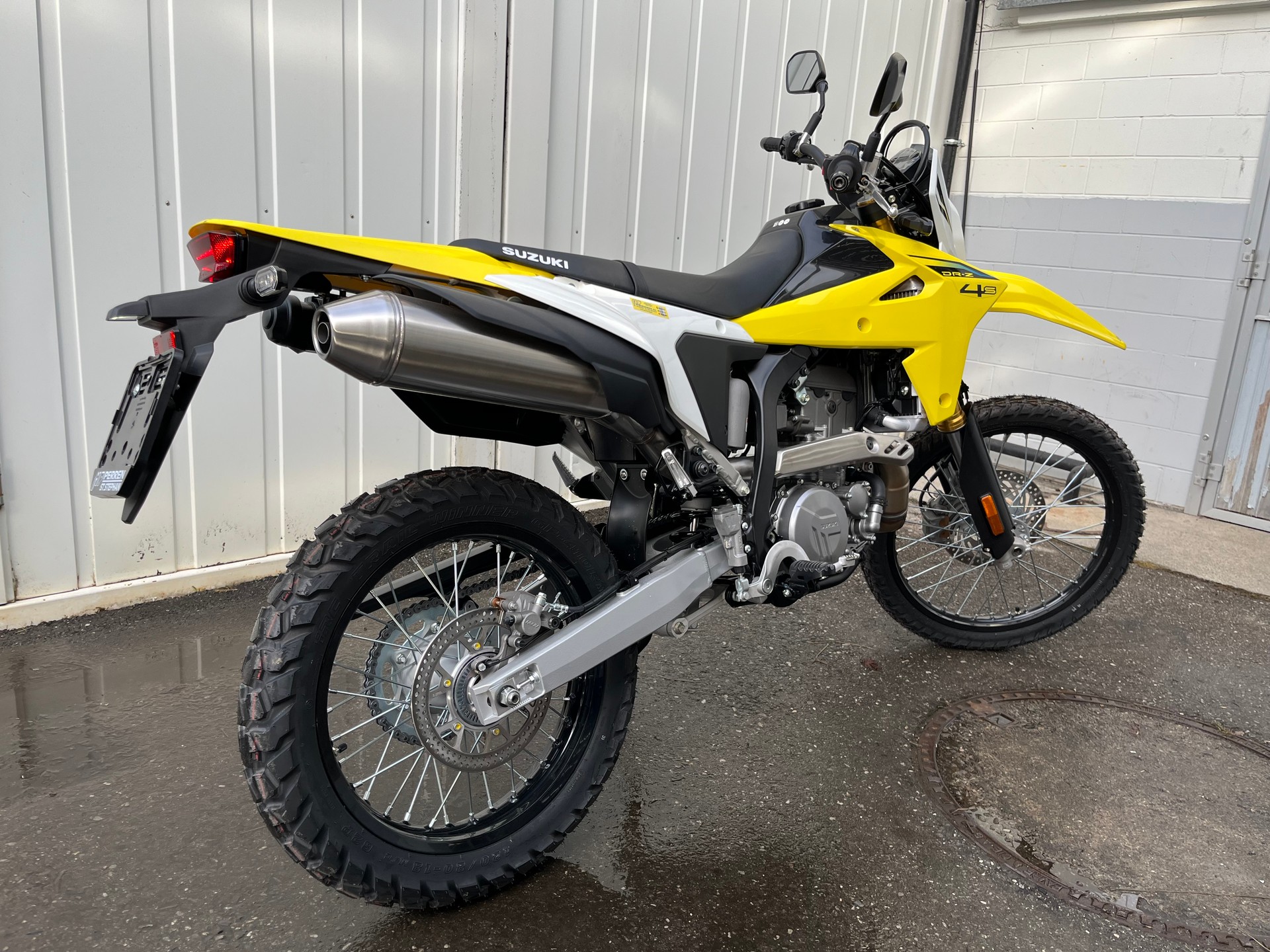 SUZUKI DR-Z4S-image-3