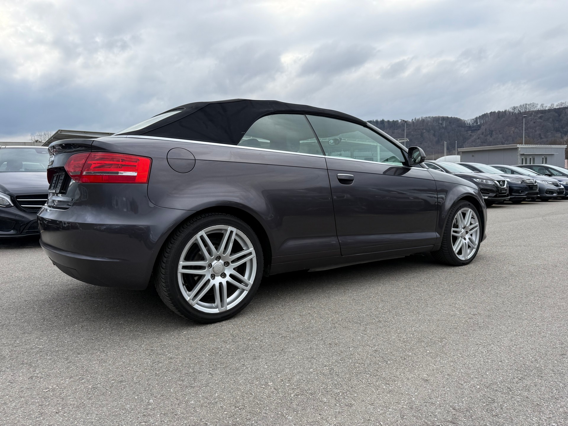 AUDI A3 Cabriolet 1.8 TFSI Ambition S-tronic-image-9