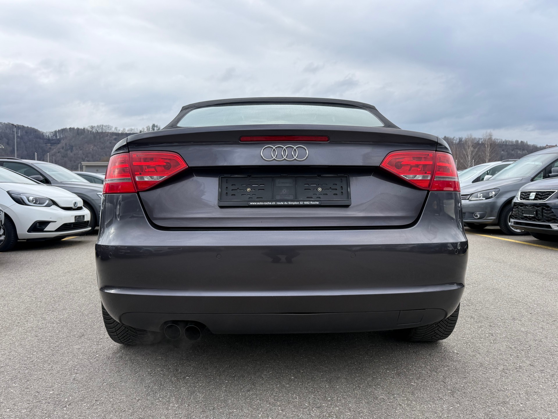 AUDI A3 Cabriolet 1.8 TFSI Ambition S-tronic-image-11