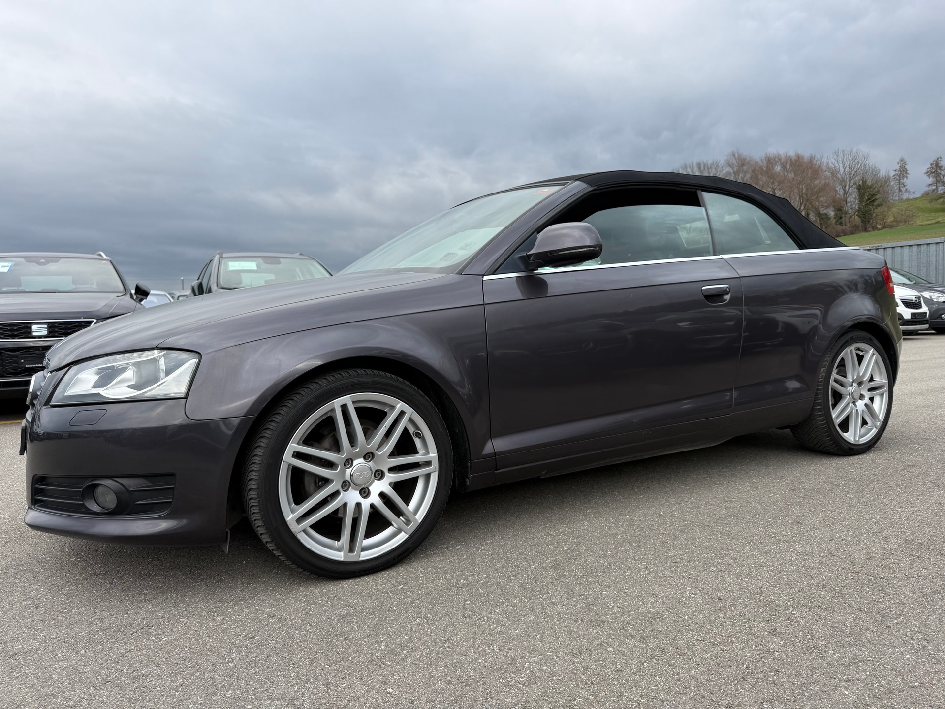 AUDI A3 Cabriolet 1.8 TFSI Ambition S-tronic-image-0