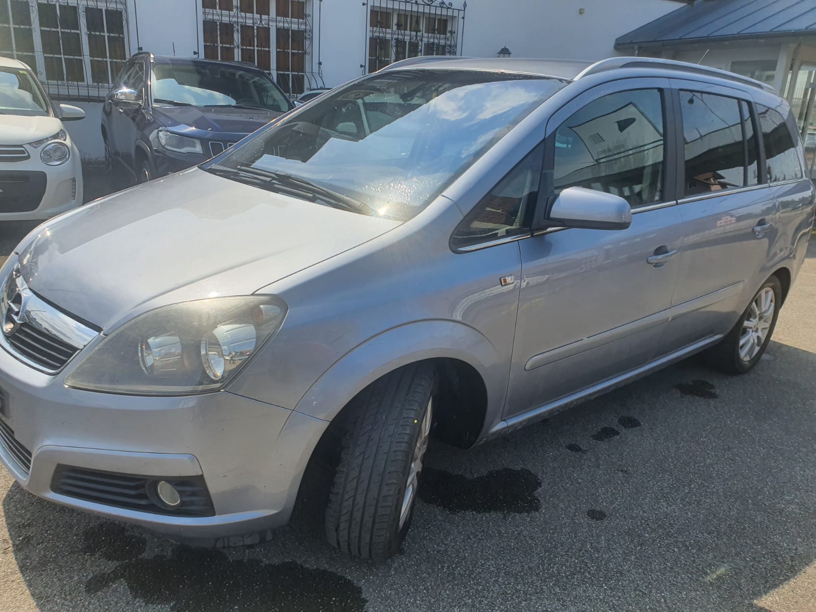 OPEL Zafira 2.2i 16V Enjoy-image-1
