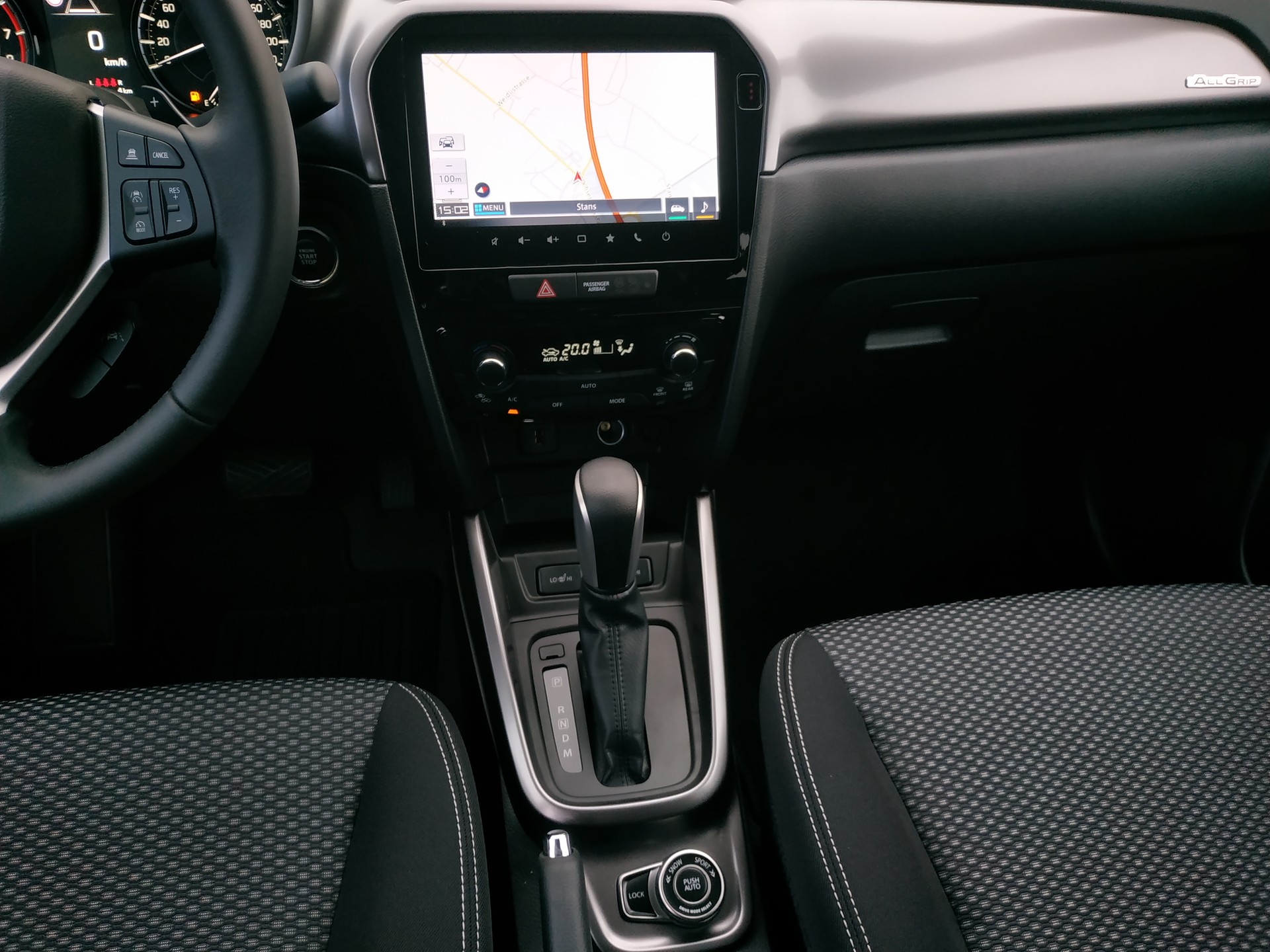 SUZUKI Vitara 1.4 Boosterjet Compact + 4x4 Hybrid Automatic-image-11