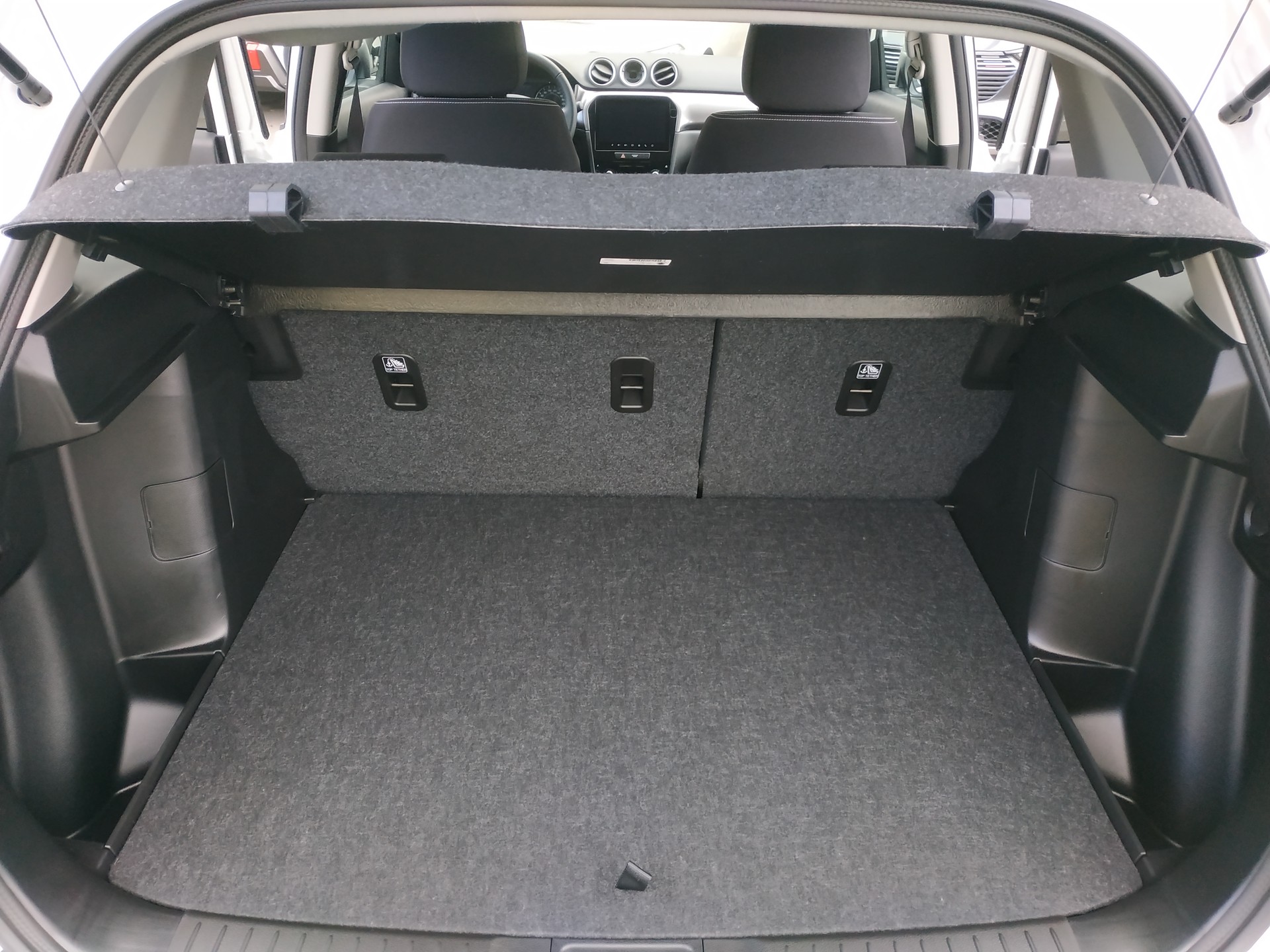 SUZUKI Vitara 1.4 Boosterjet Compact + 4x4 Hybrid Automatic-image-21